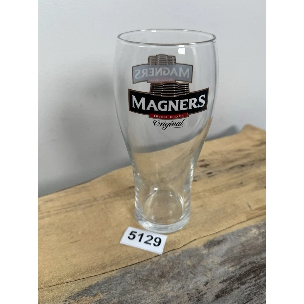 Magners Original Irish Cider Pint Glass Beer Lager Brewery 71/4